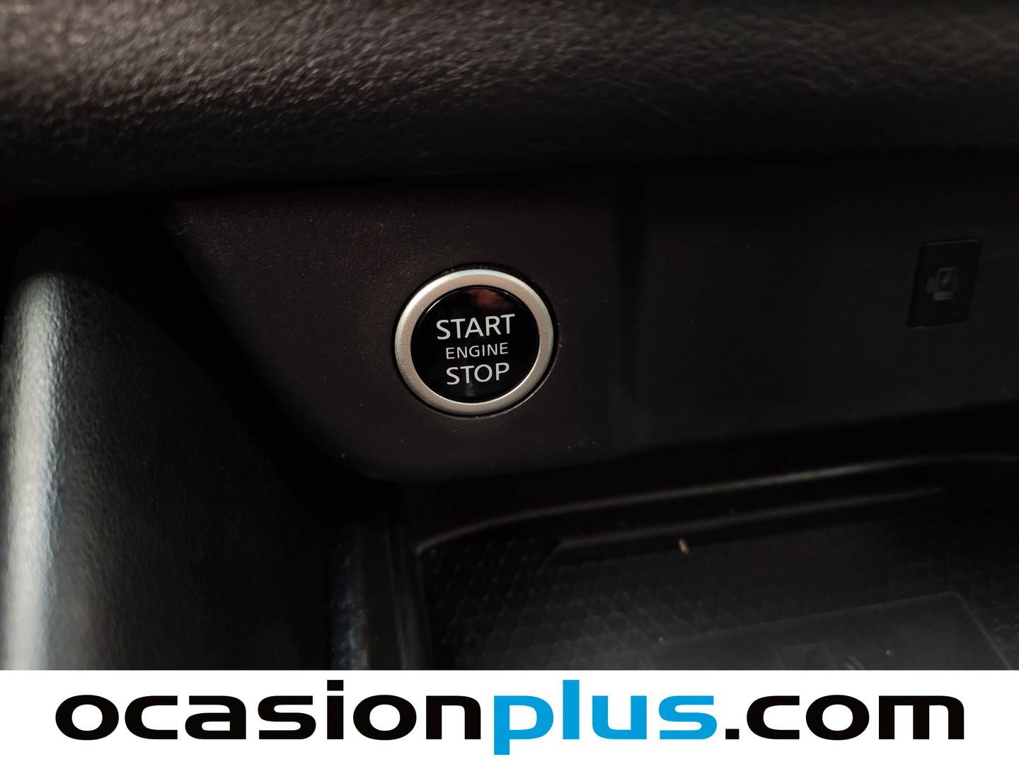 Nissan QASHQAI Nissan Qashqai DIG-T 140 mHEV N-Connecta 4x2 (140 CV) de segunda mano