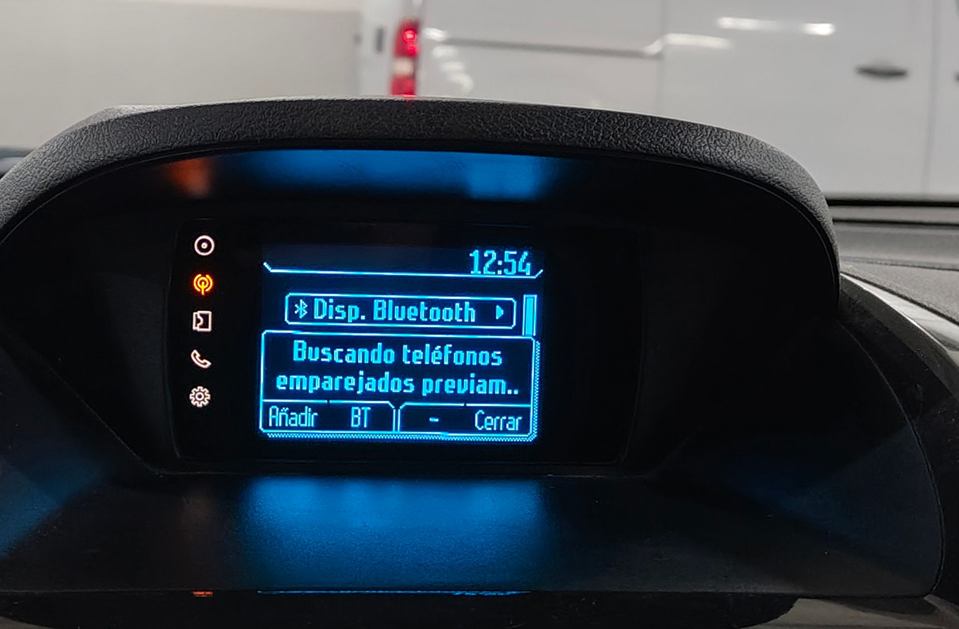 Ford Tourneo Courier 1.0 EcoBoost Titanium - foto 28