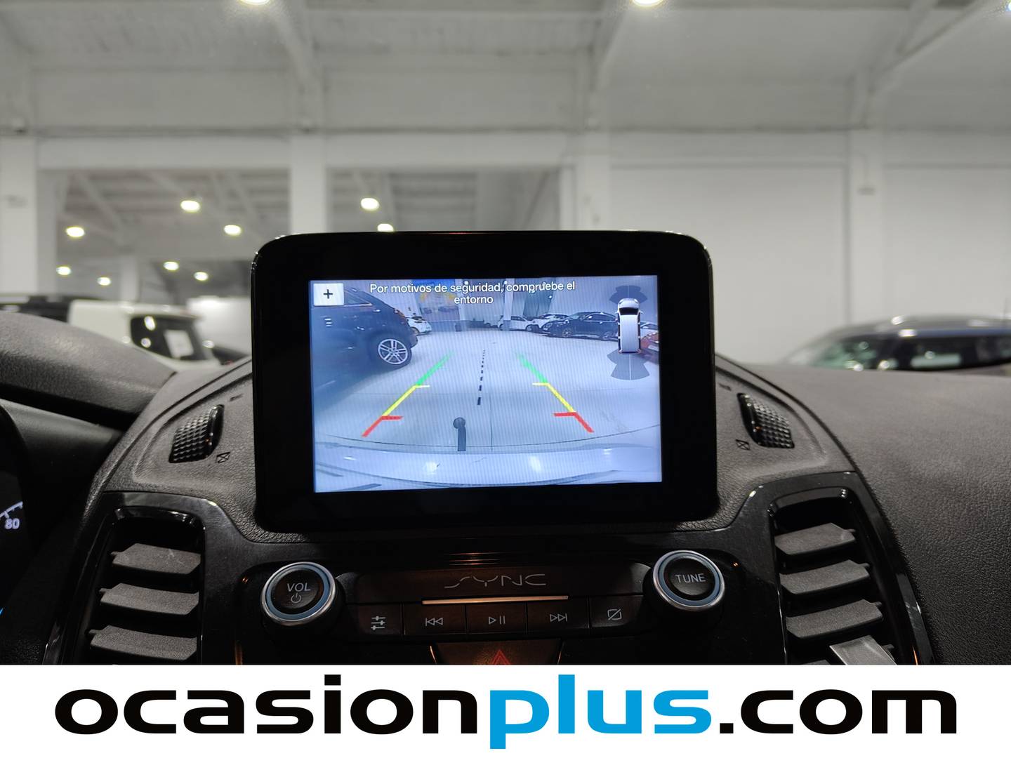 Foto Ford Grand Tourneo Connect Ford Grand Tourneo Connect 1.5 TDCi Titanium PowerShift  (120 CV)