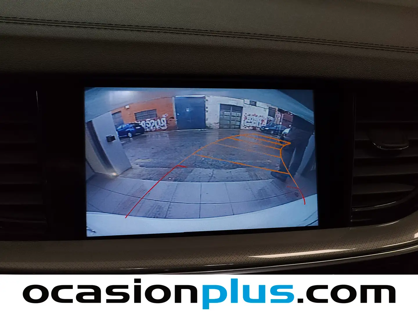 Foto Opel Insignia Opel Insignia Sports Tourer 1.6 CDTI S&S ecoTEC Selective (136 CV)