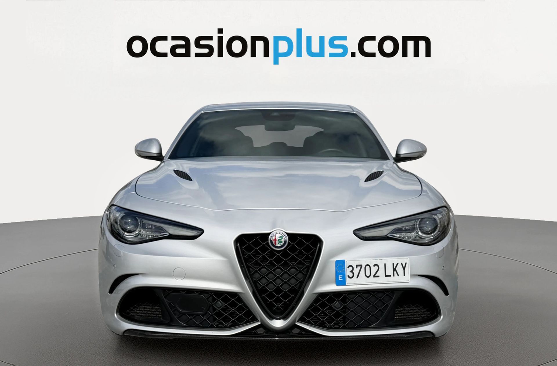 Alfa Romeo Giulia 2.9T V6 Quadrifoglio - foto 19