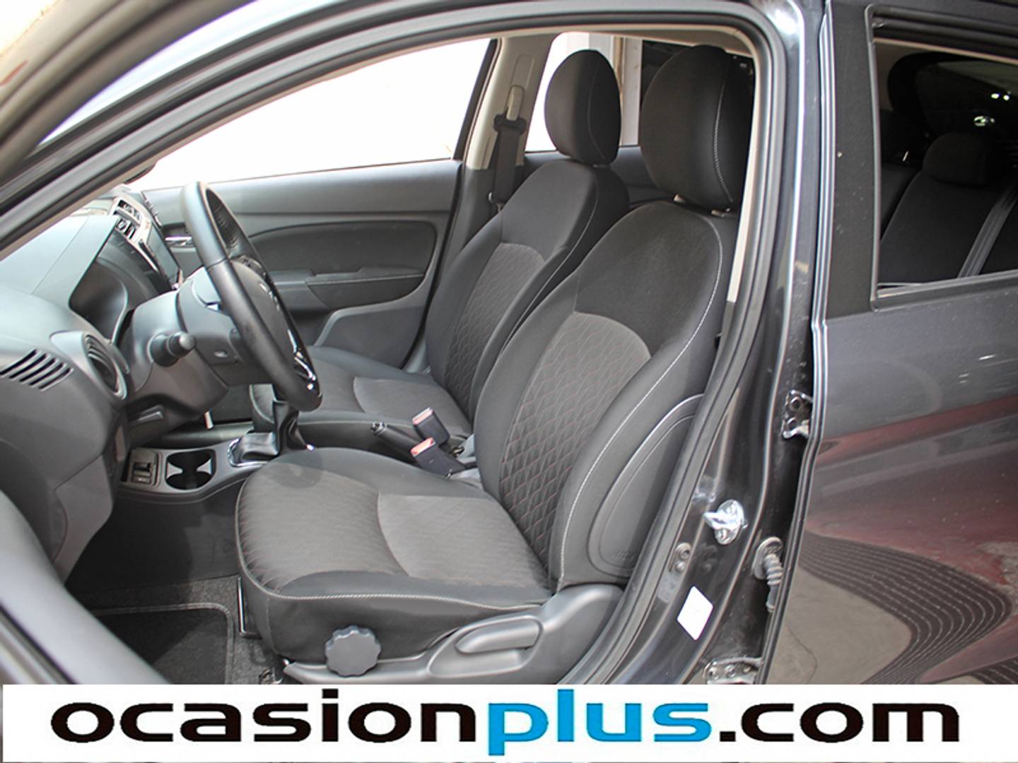 Foto Mitsubishi Space Star Mitsubishi Space Star 120 MPI Motion (71 CV)