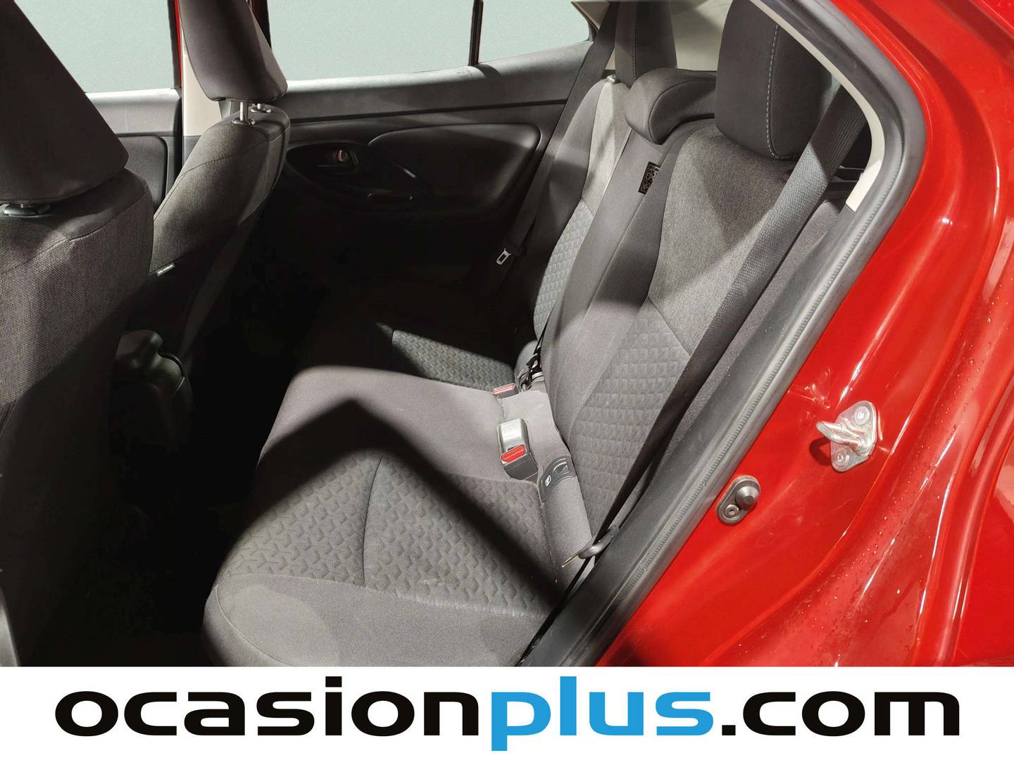 Foto asientos traseros Toyota Yaris Cross Toyota Yaris Cross 120H Business Plus (116 CV)