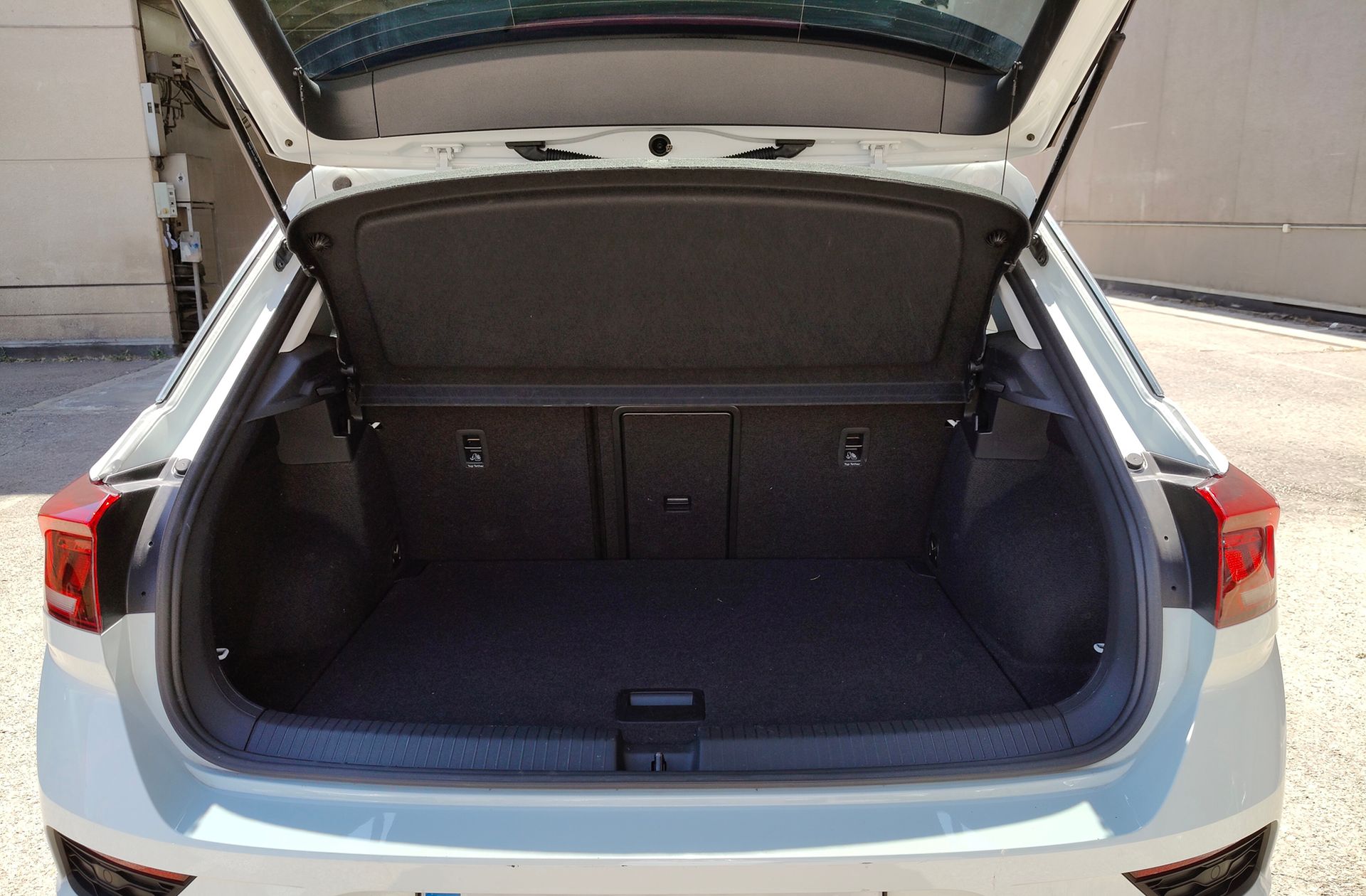 Volkswagen T-Roc Advance R-Line 1.0 TSI - foto 14