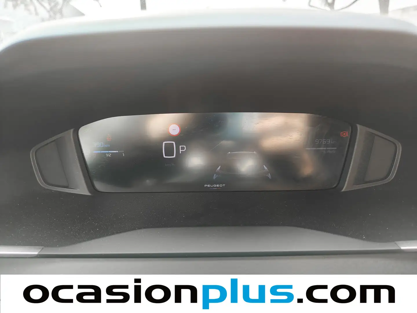 Foto Peugeot 2008 Peugeot 2008 Allure Hybrid eDCS6 (136 CV)