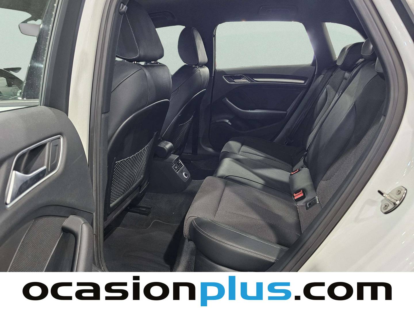 Foto asientos traseros Audi A3 Audi A3 Sportback S line 40 e-tron (204 CV) S tronic