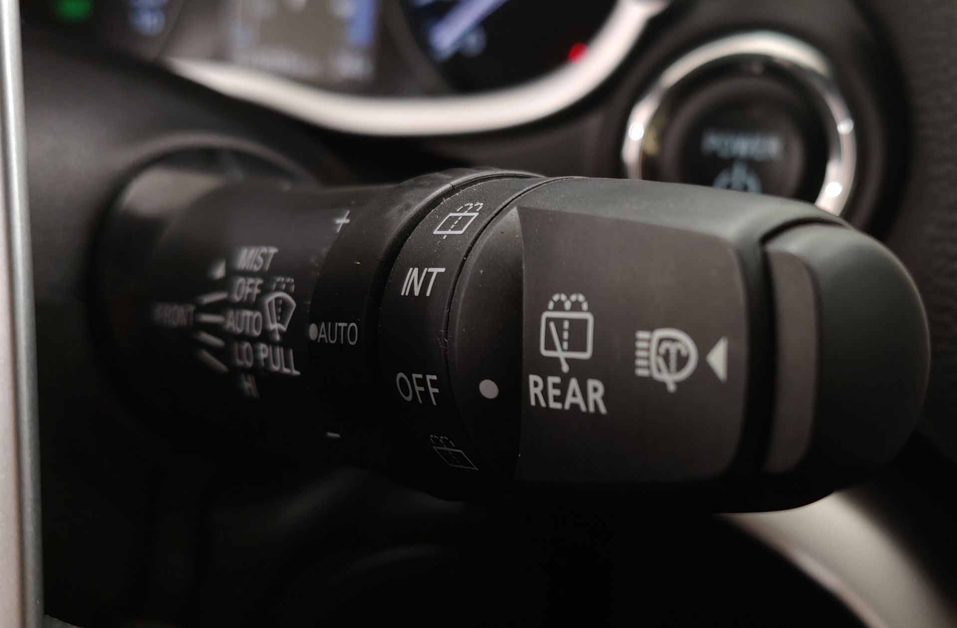 Mitsubishi Eclipse Cross 2.4 PHEV Kaiteki 4WD - foto 34