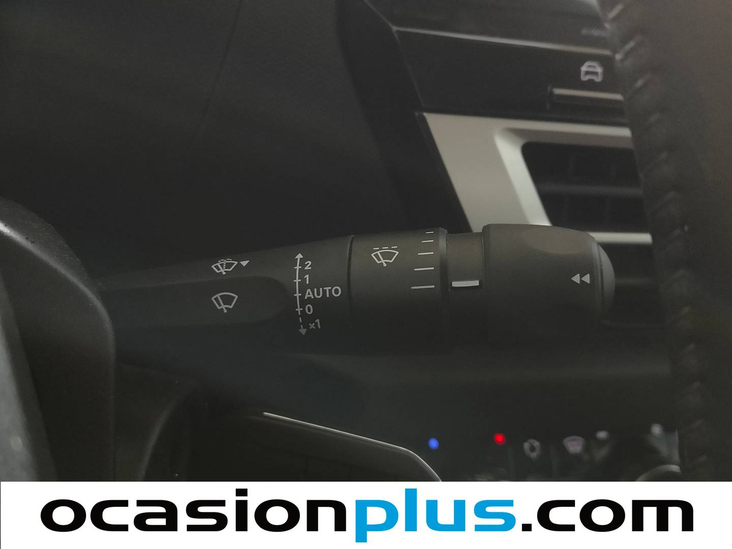 Foto Citroën C4 X Citroen C4 X PureTech 100 S&S 6v You (102 CV)