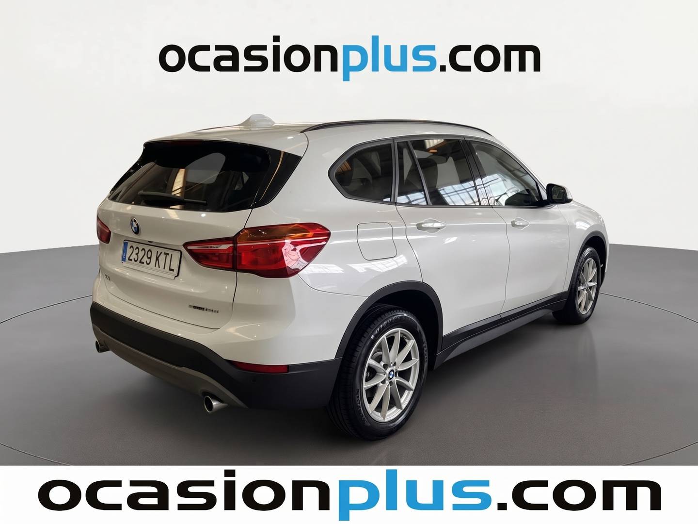 Foto trasera BMW X1 BMW X1 sDrive18d (150 CV) derecha