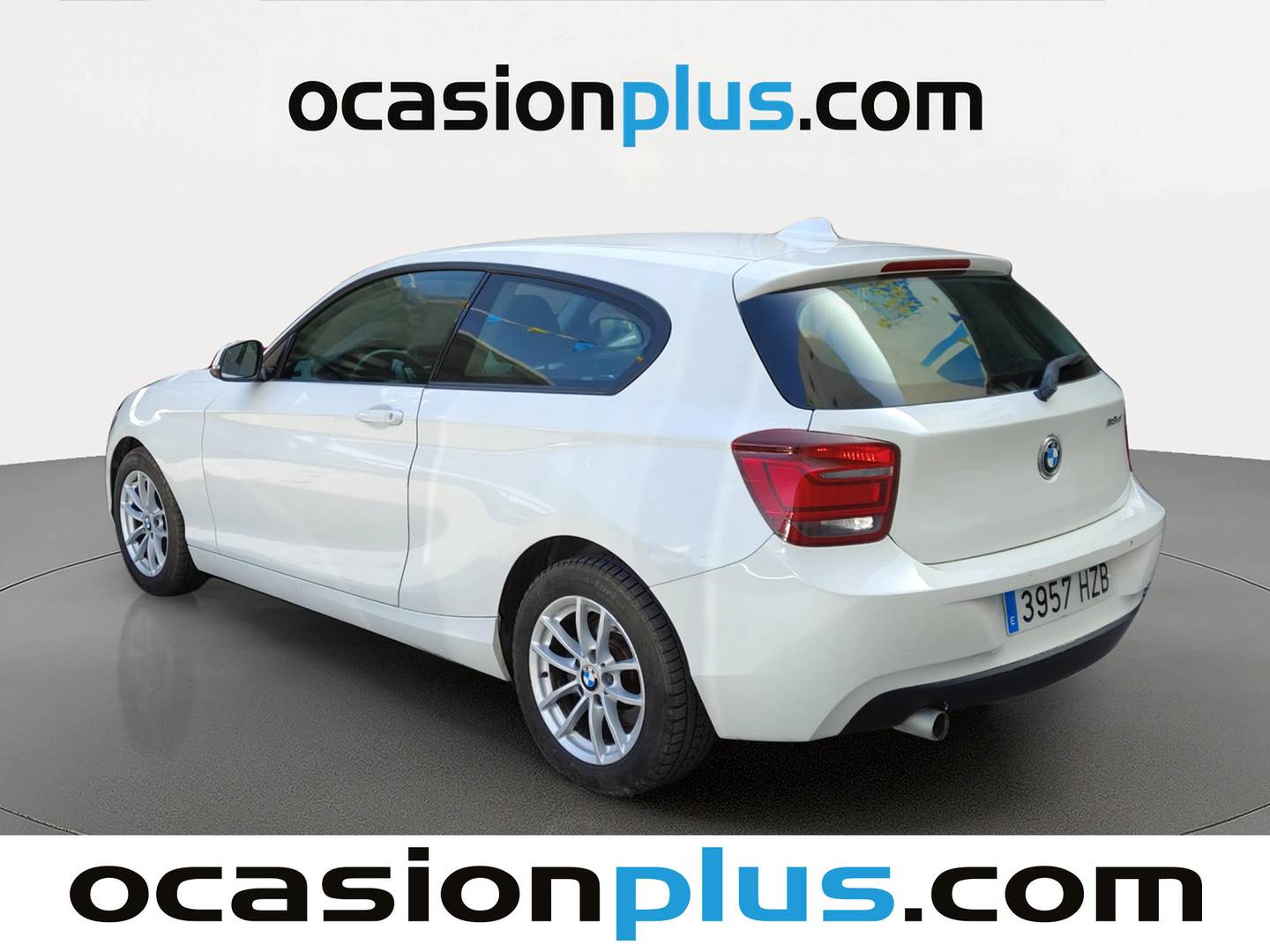 Foto trasera BMW Serie 1 BMW Serie 1 118d (143 CV) izquierda