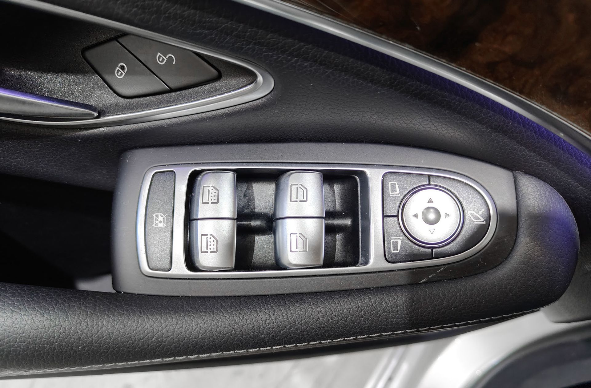 Mercedes-Benz Clase S S 500 4Matic - foto 31