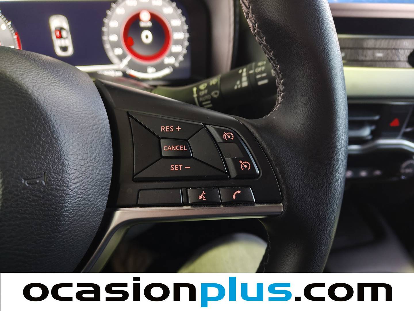 Foto Nissan JUKE Nissan Juke DIG-T N-Connecta 4x2 (114 CV)