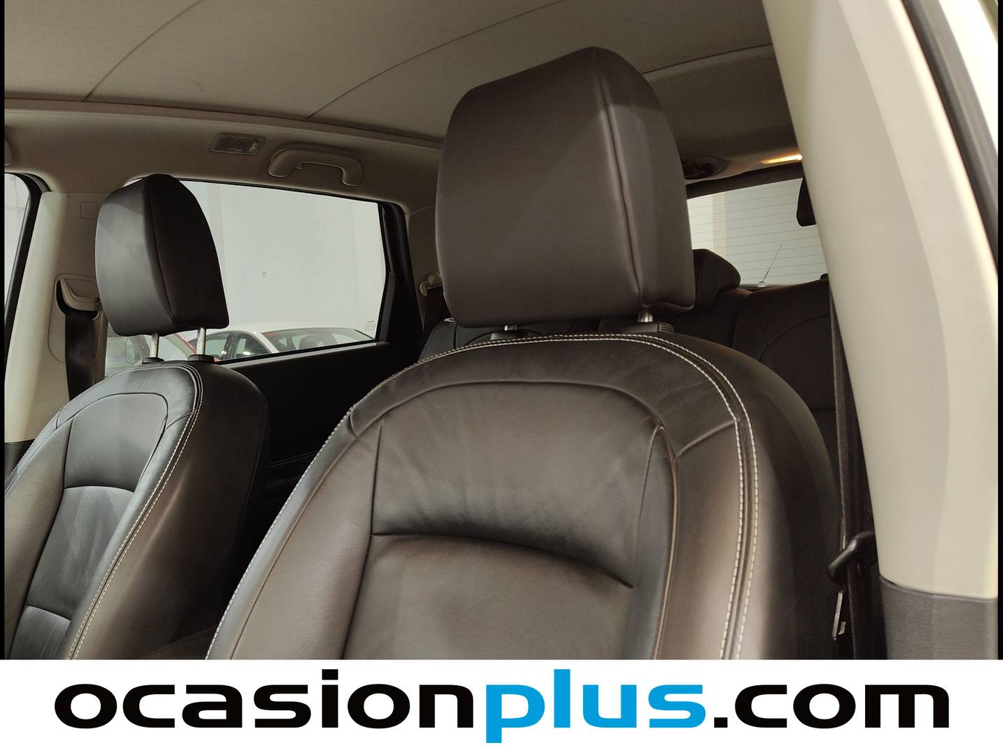 Equipamiento del Nissan QASHQAI+2 Nissan Qashqai+2 2 2.0 dCi Tekna Premium 4x4 A/T 7 Plazas (150 CV)