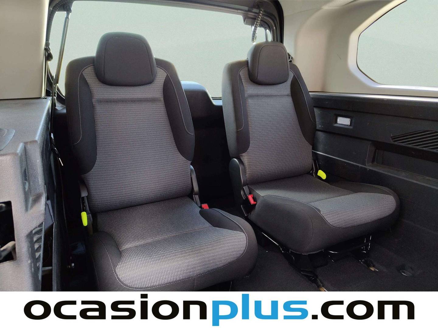 Foto asientos delanteros Toyota Proace City Verso Toyota Proace City Verso 1.5D Family Active L2 (131 CV) 7 Plazas