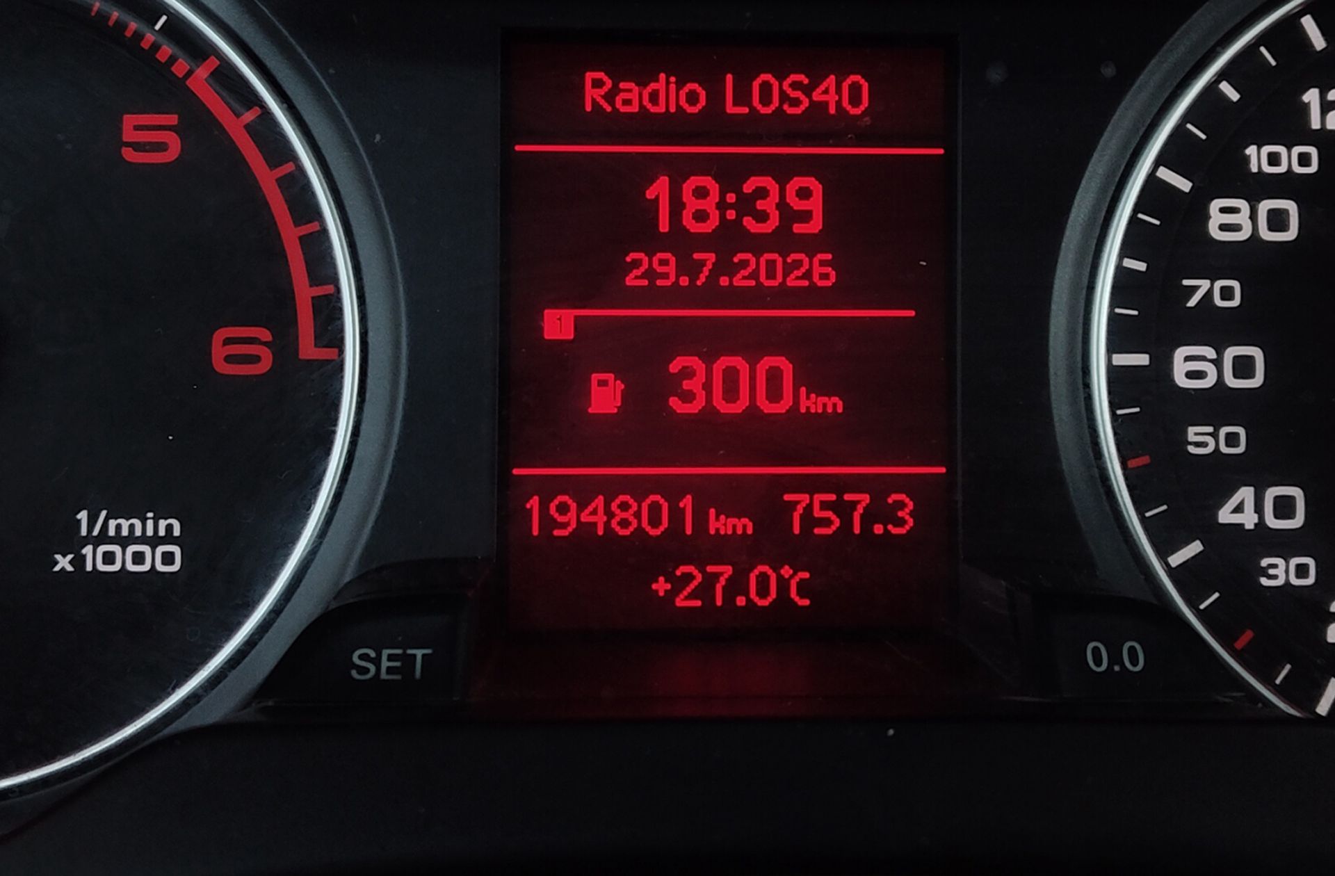 Audi A4 2.0 TDI DPF - foto 8
