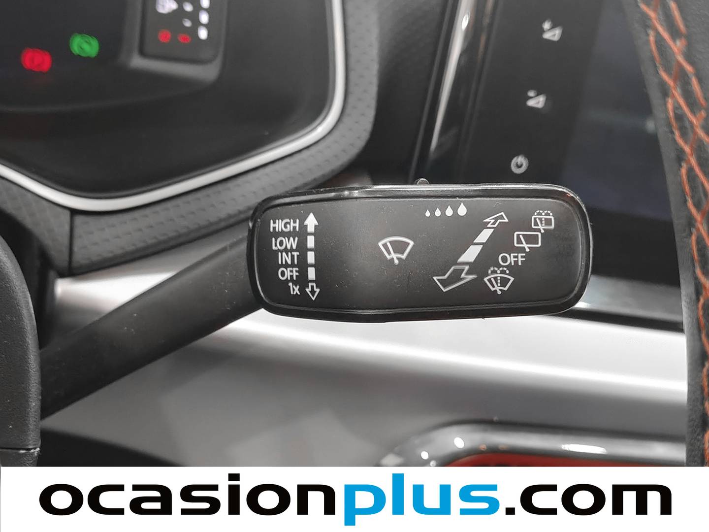 Foto Seat Arona SEAT Arona 1.5 TSI S&S FR XL DSG (150 CV)