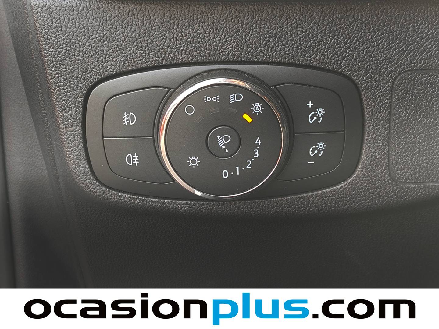 Acabados Ford Focus Ford Focus 1.0 Ecoboost MHEV Active Auto (155 CV)