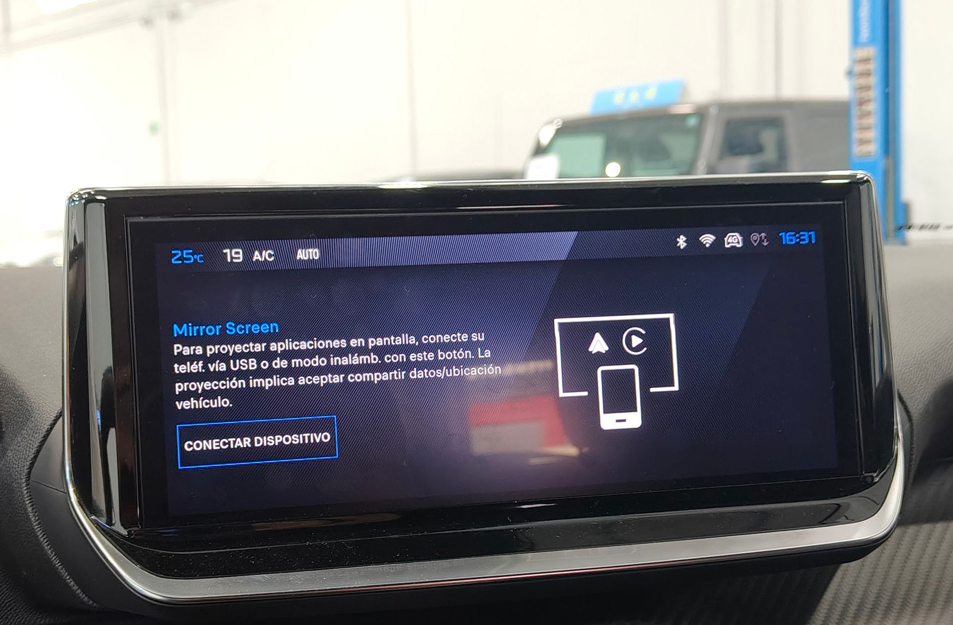 Peugeot 2008 Allure Hybrid eDCS6 - foto 8