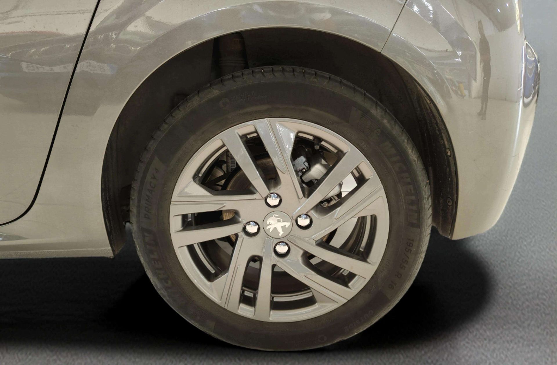 Peugeot 208 PureTech 100 Active Pack - foto 35