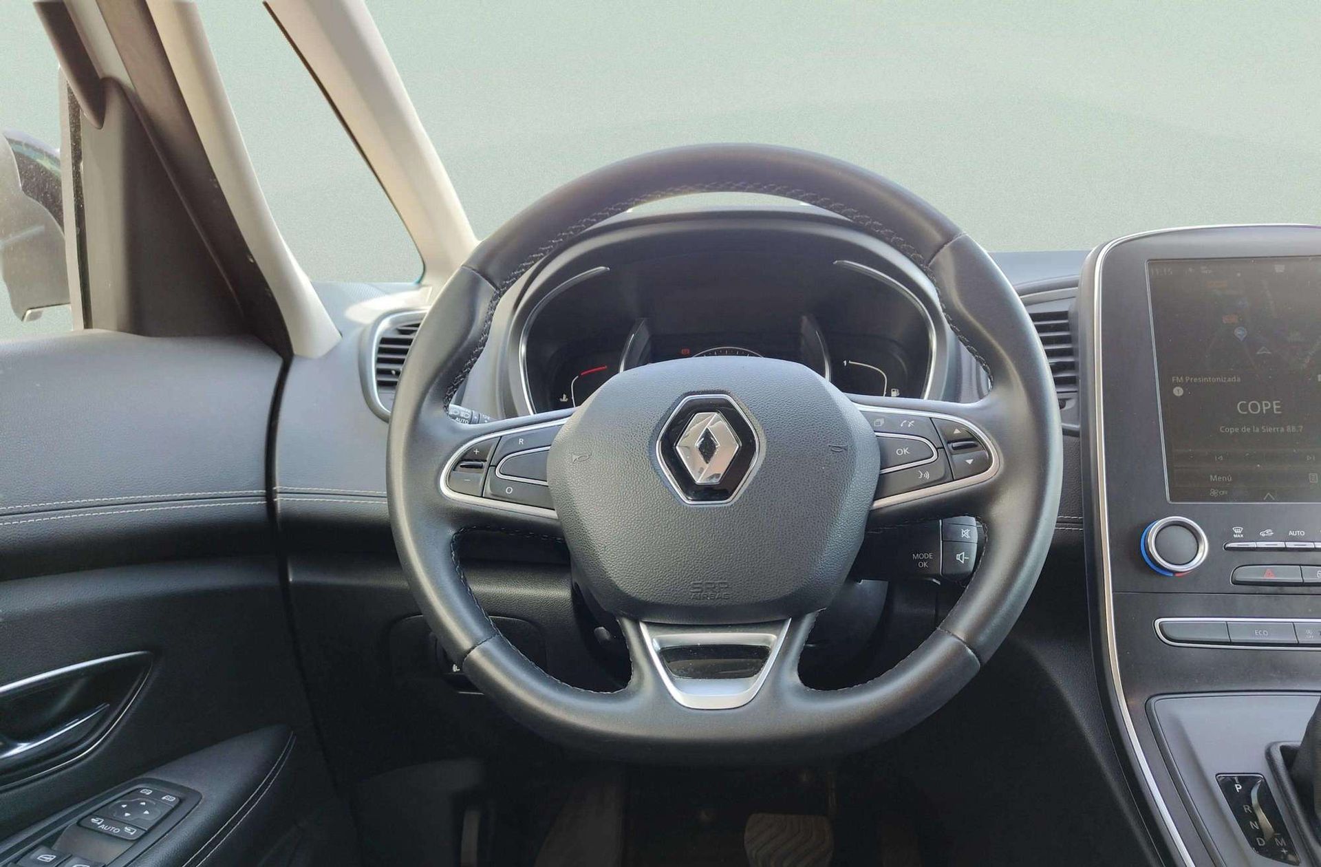 Renault Scénic Zen TCe GPF EDC - foto 37