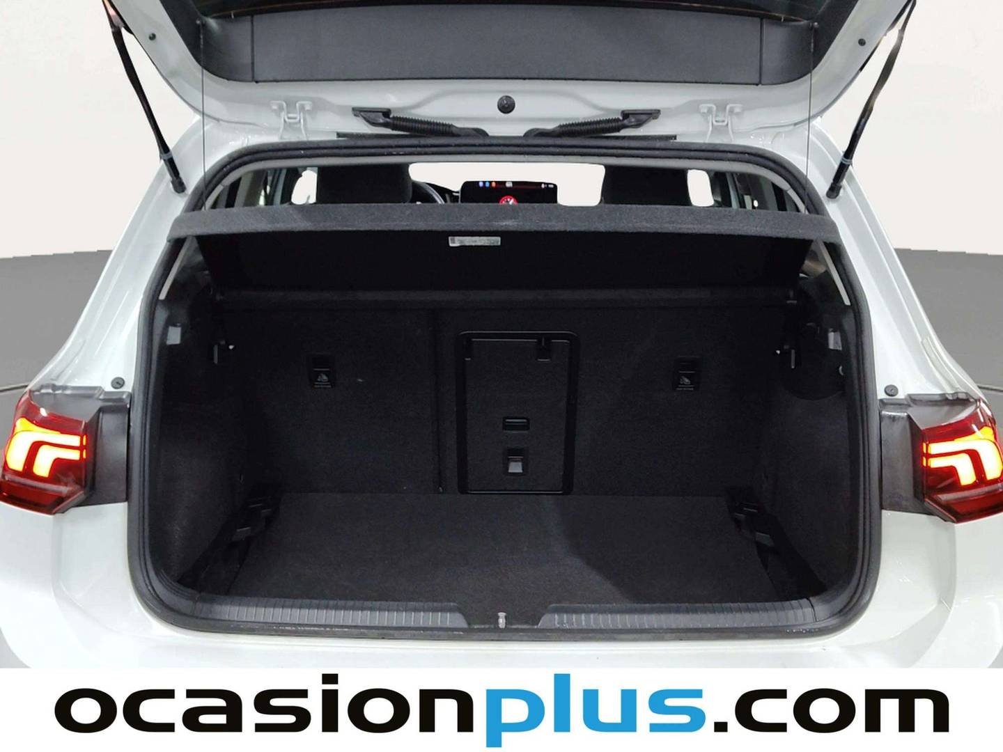 Fotos maletero Volkswagen Golf Volkswagen Golf Más 1.5 TSI (116 CV)