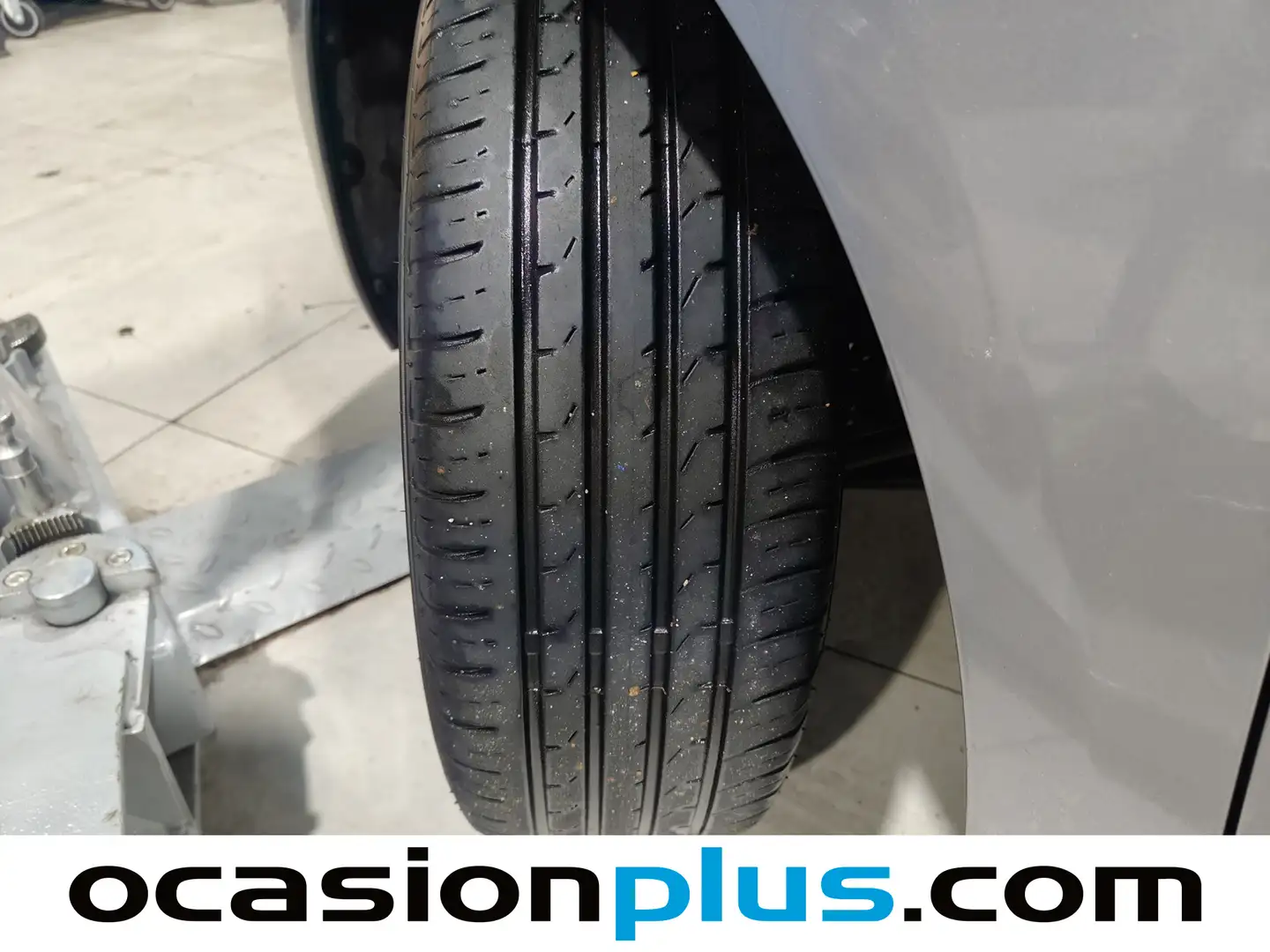 Foto Citroën C-Elysée Citroen C-Elysee BlueHDi 100 Shine  (102 CV)