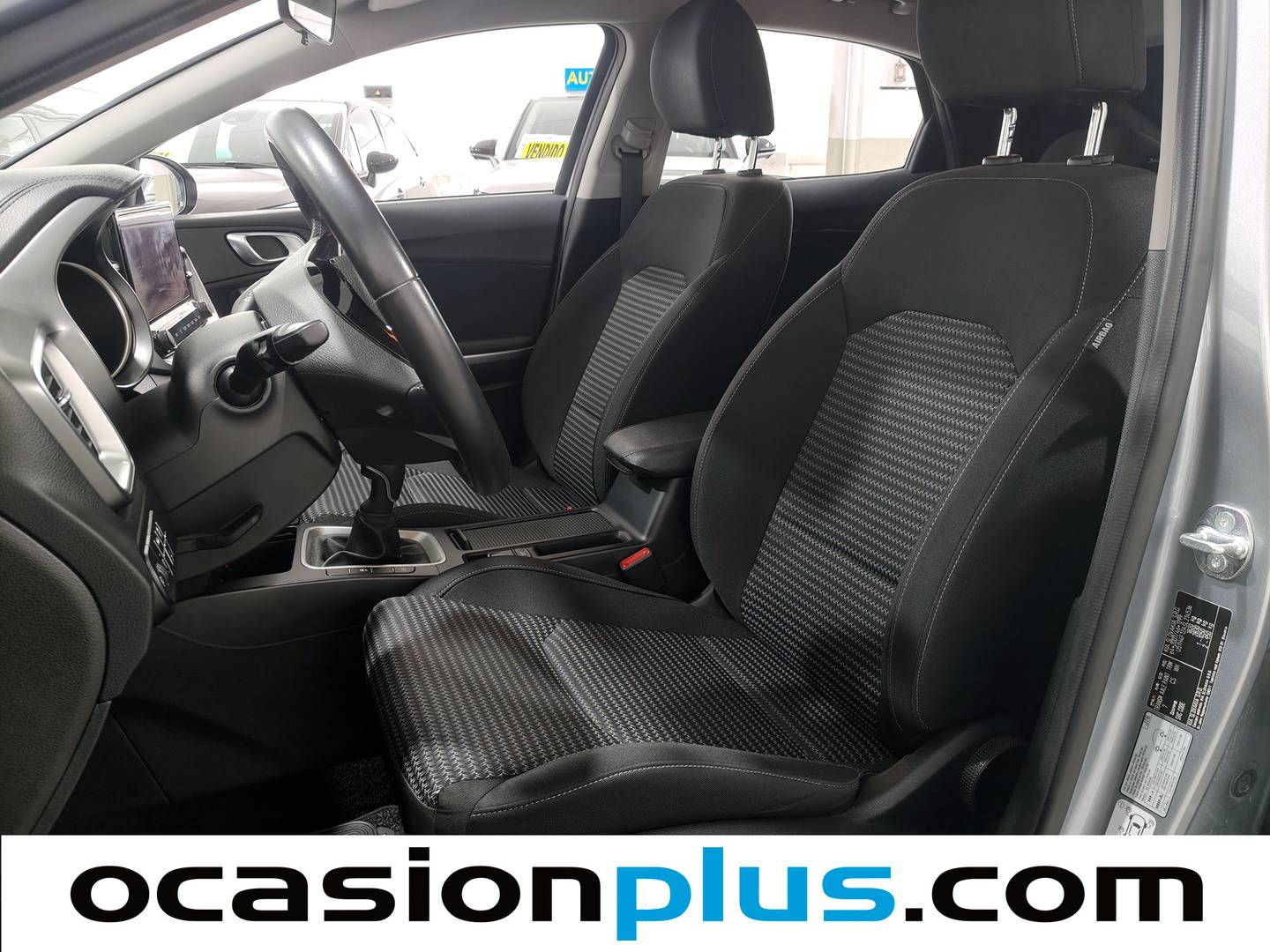 Foto asientos delanteros KIA XCeed KIA XCeed Kia XCeed 1.0 T-GDi Drive (100 CV)