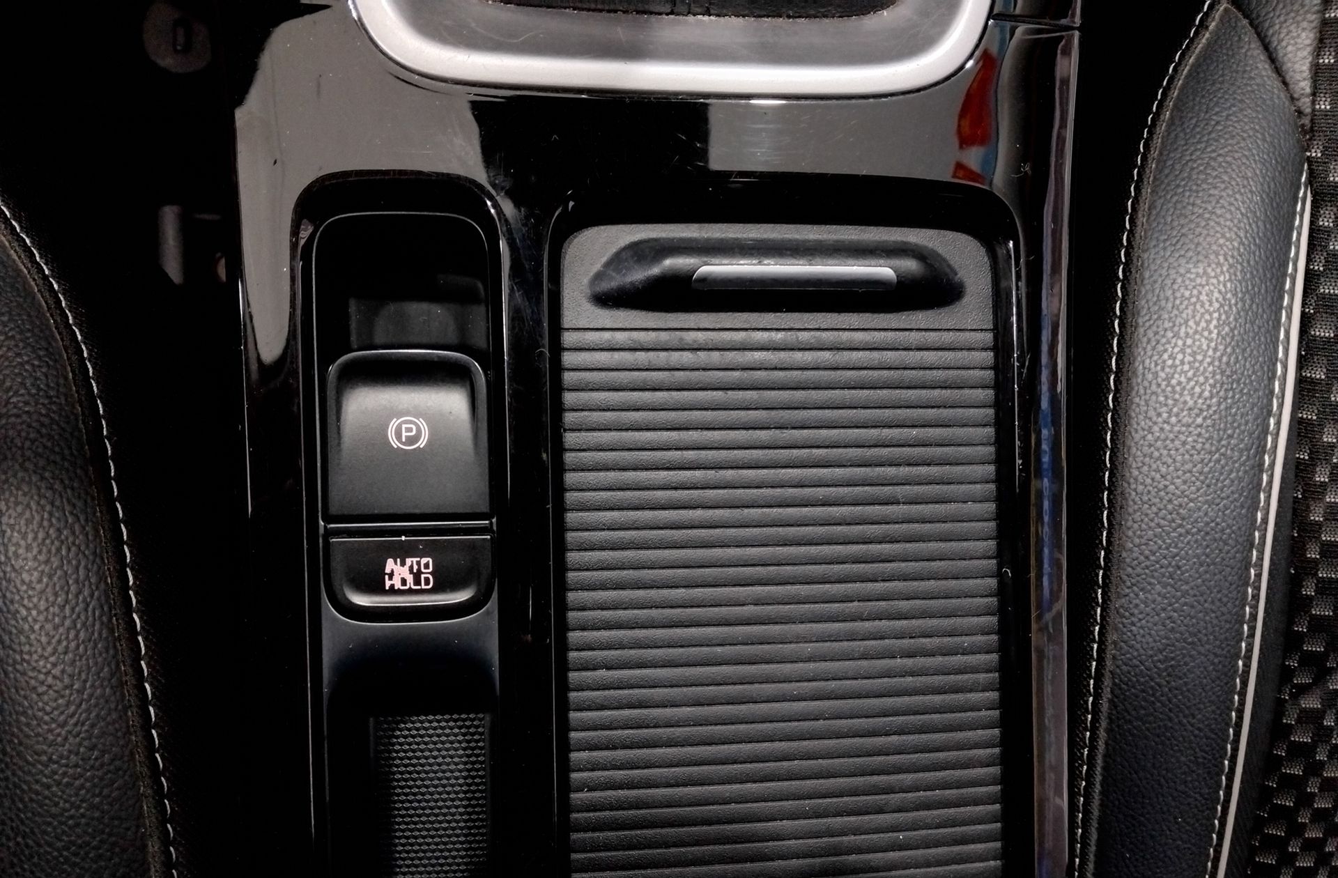 Kia XCeed 1.0 T-GDi Tech - foto 30