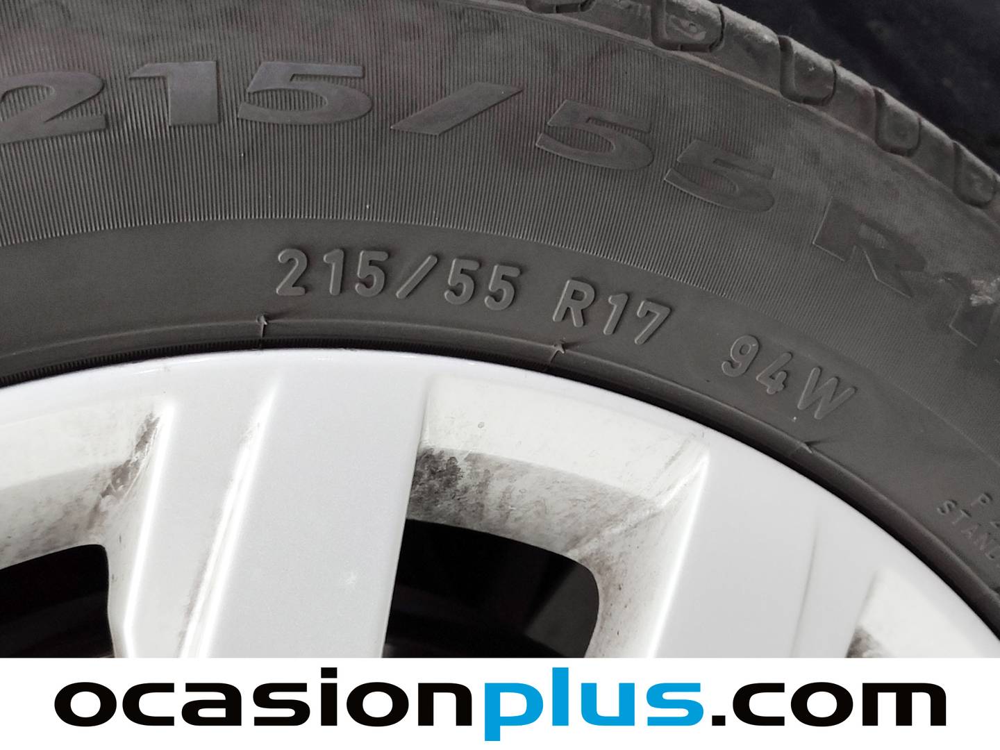 Foto Volkswagen T-Roc Volkswagen T-Roc Advance 1.0 TSI (115 CV)