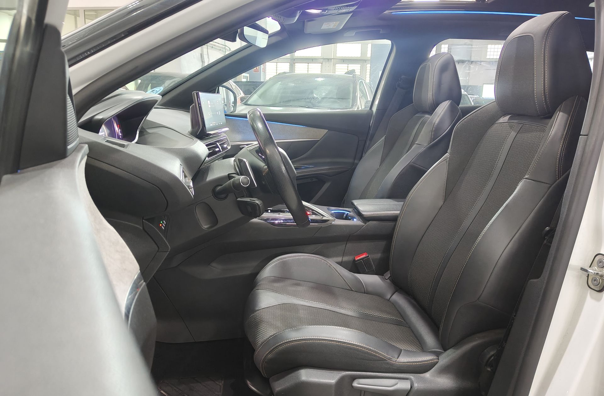 Peugeot 3008 PureTech 130 GT EAT8 - foto 13