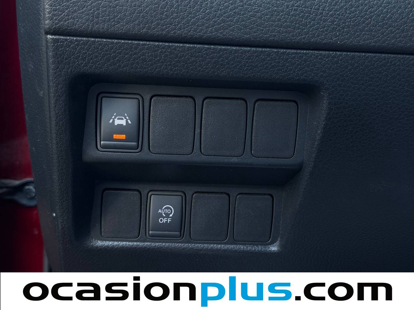 Extras del Nissan QASHQAI Nissan Qashqai dCi 110 N-Connecta 4x2  (110 CV)