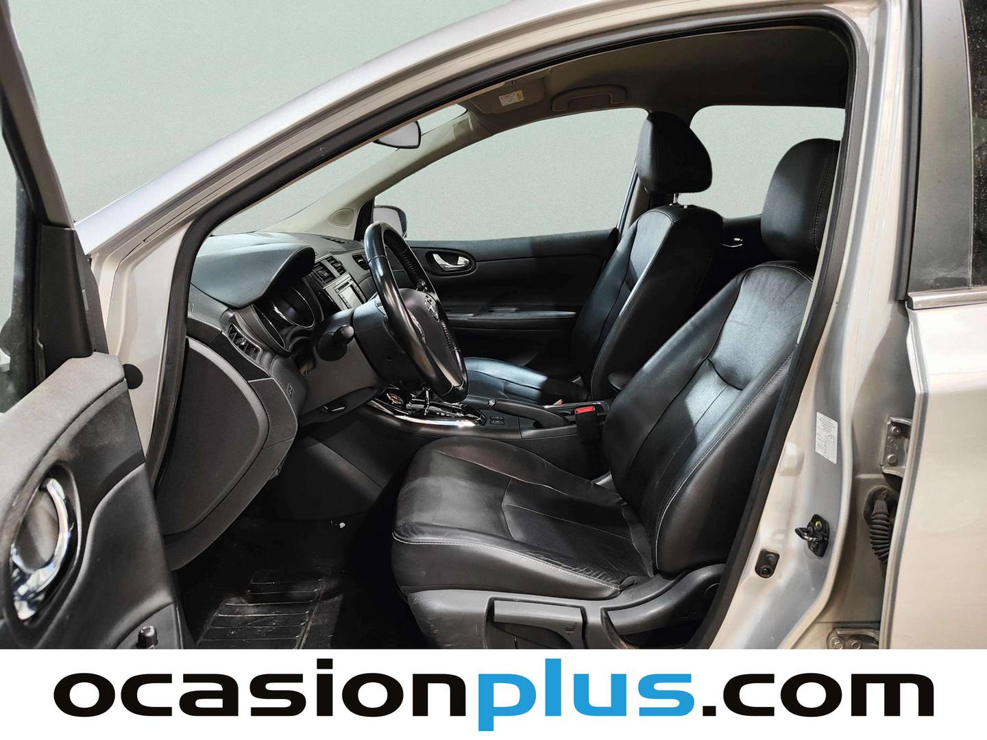Foto asientos traseros Nissan PULSAR Nissan Pulsar DIG-T 115 Tekna XTronic (115 CV)