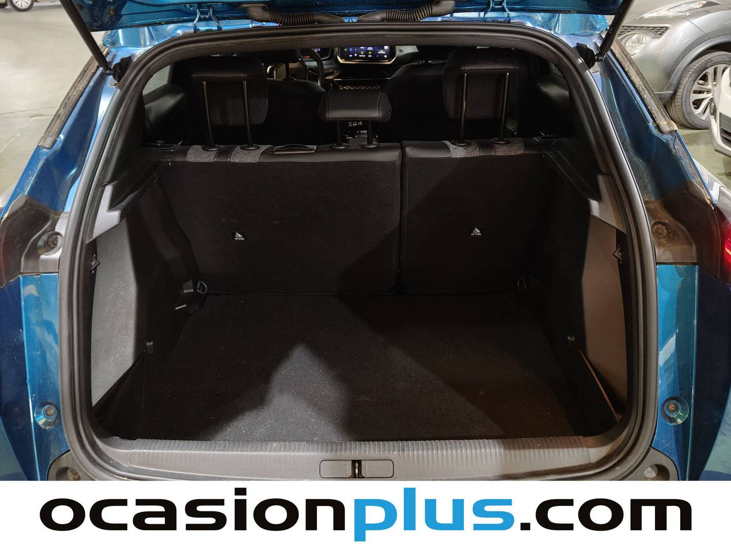 Fotos maletero Peugeot 2008 Peugeot 2008 Allure Hybrid eDCS6 (145 CV)