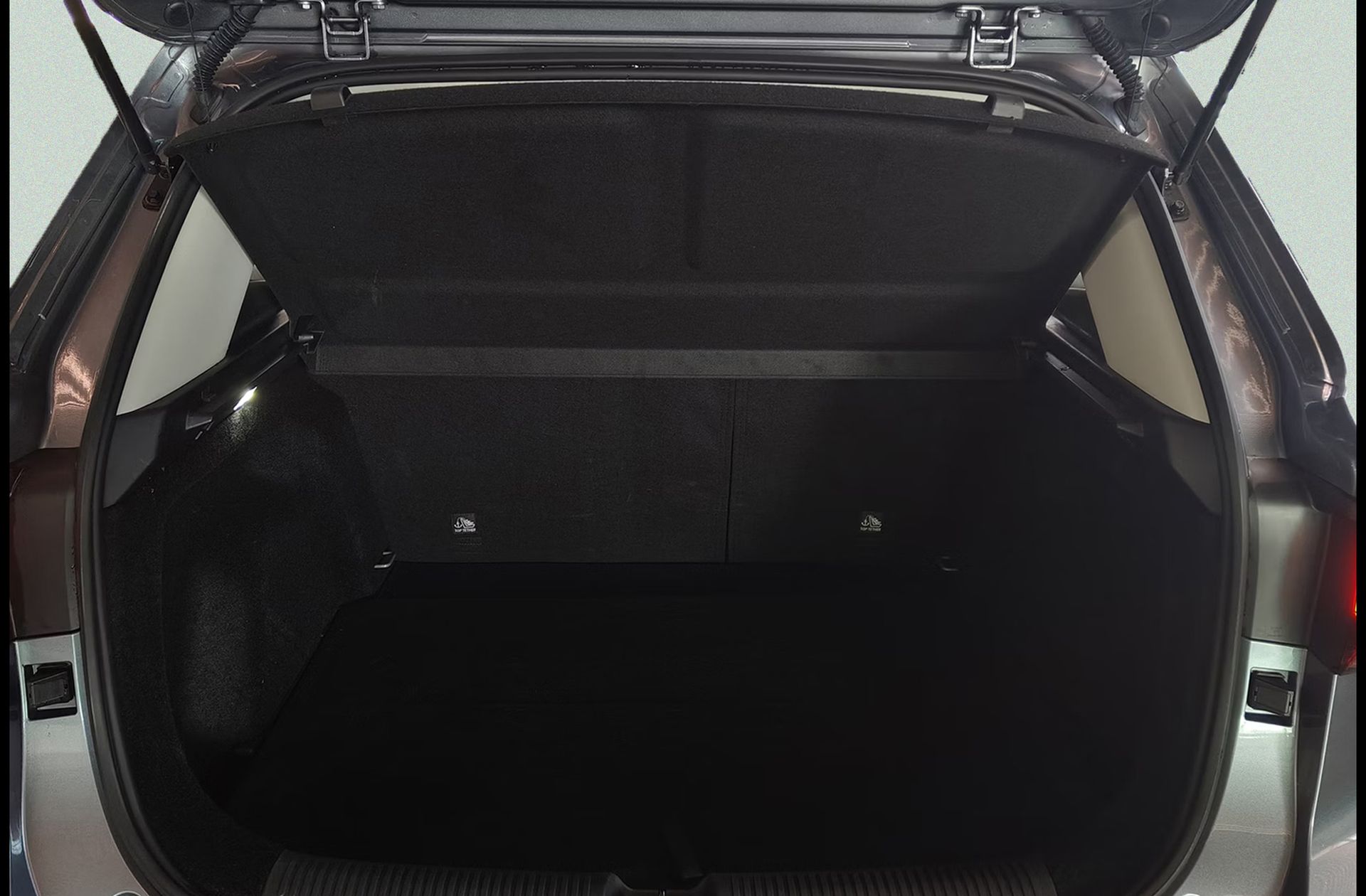 MG ZS 1.5 Hybrid+ Luxury - foto 18