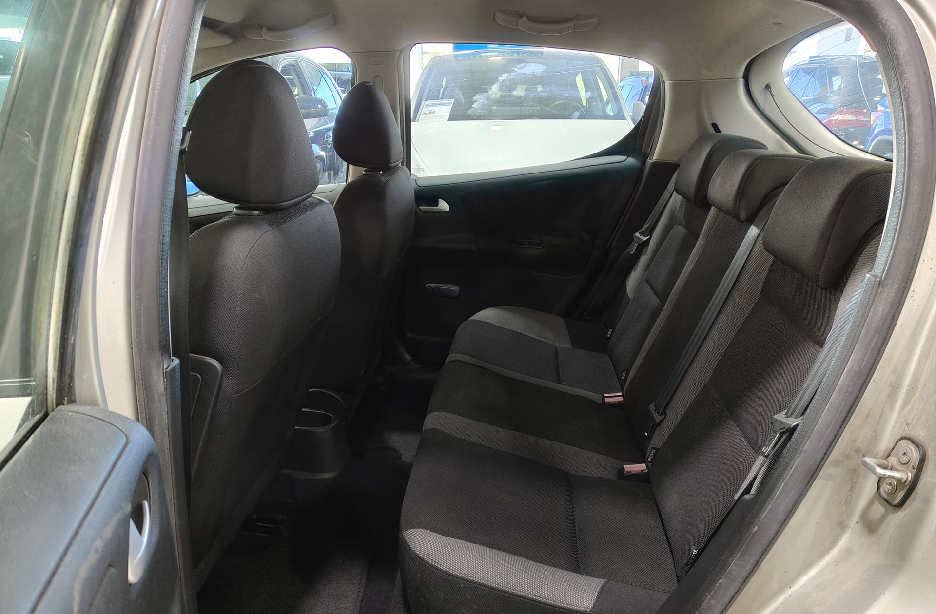 Peugeot 207 1.4 VTi 16v Confort - foto 9