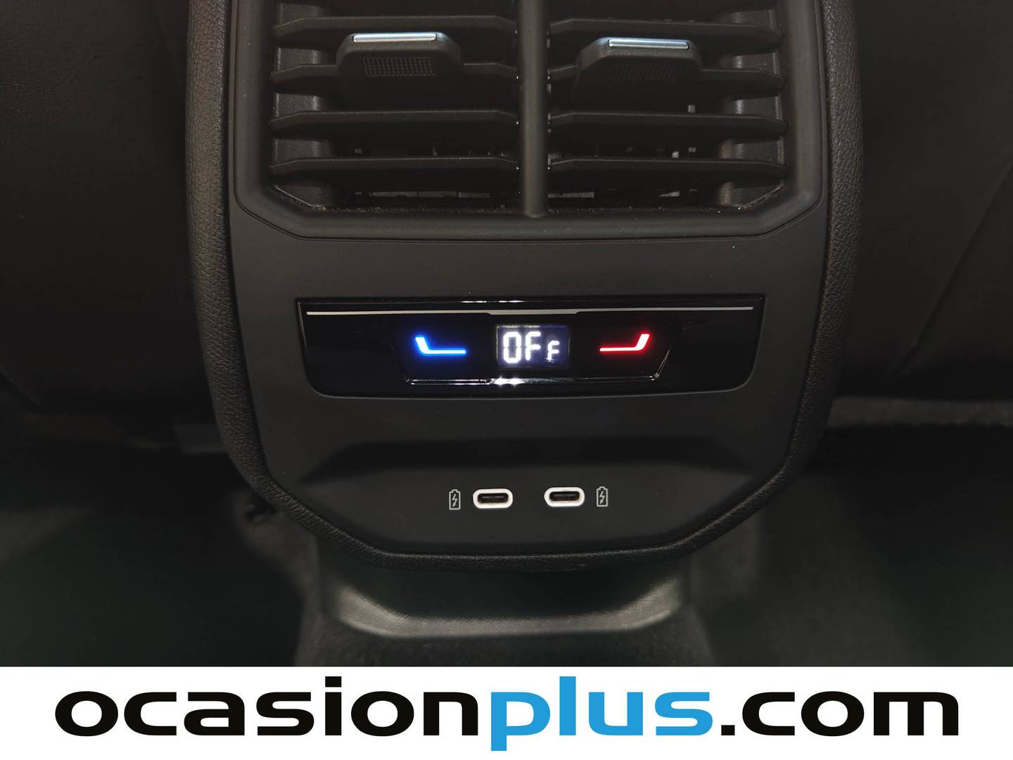 Extras del Seat León Seat León 1.0 eTSI S&S FR 25 Aniversario DSG (110 CV)