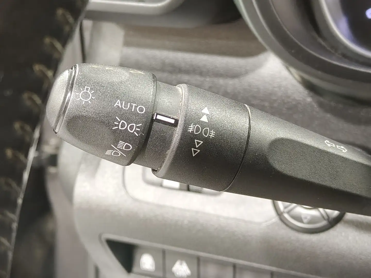 Foto Citroën Berlingo Citroen Berlingo BlueHDi 130 S&S Talla M Shine (130 CV)