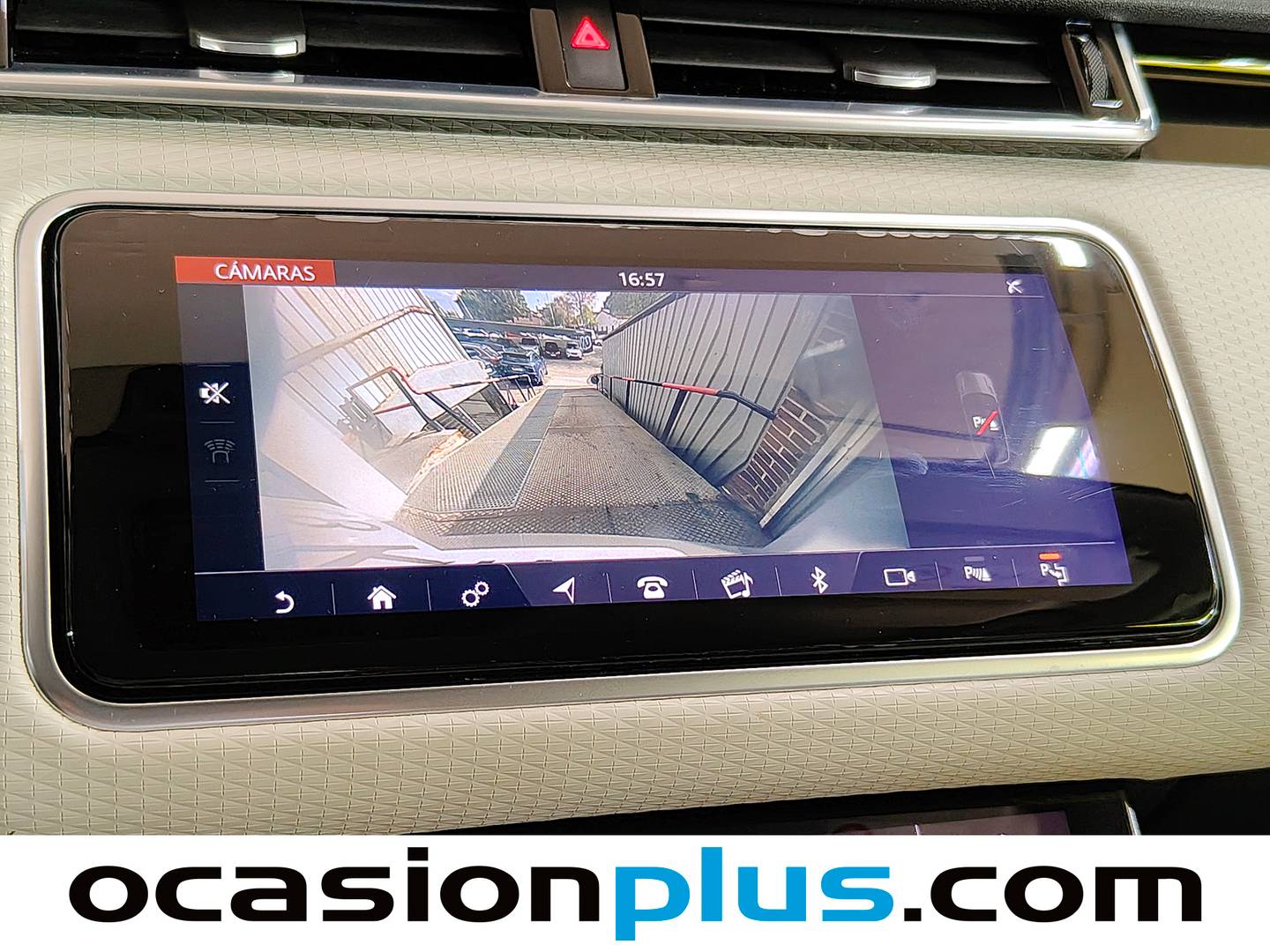 Equipamiento del Land Rover Range Rover Velar Land Rover Range Rover Velar P300 R-Dynamic SE 4WD Auto (300 CV)