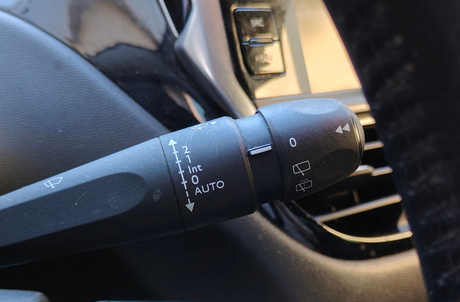 Peugeot 208 PureTech Signature - foto 25