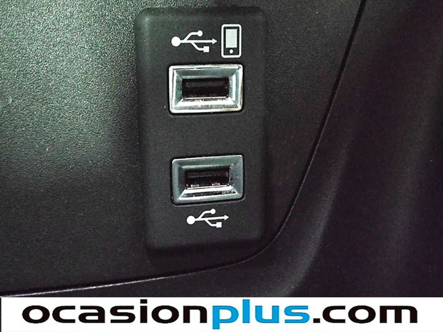 Foto Opel Crossland X Opel Crossland X 1.2 Innovation (130 CV)