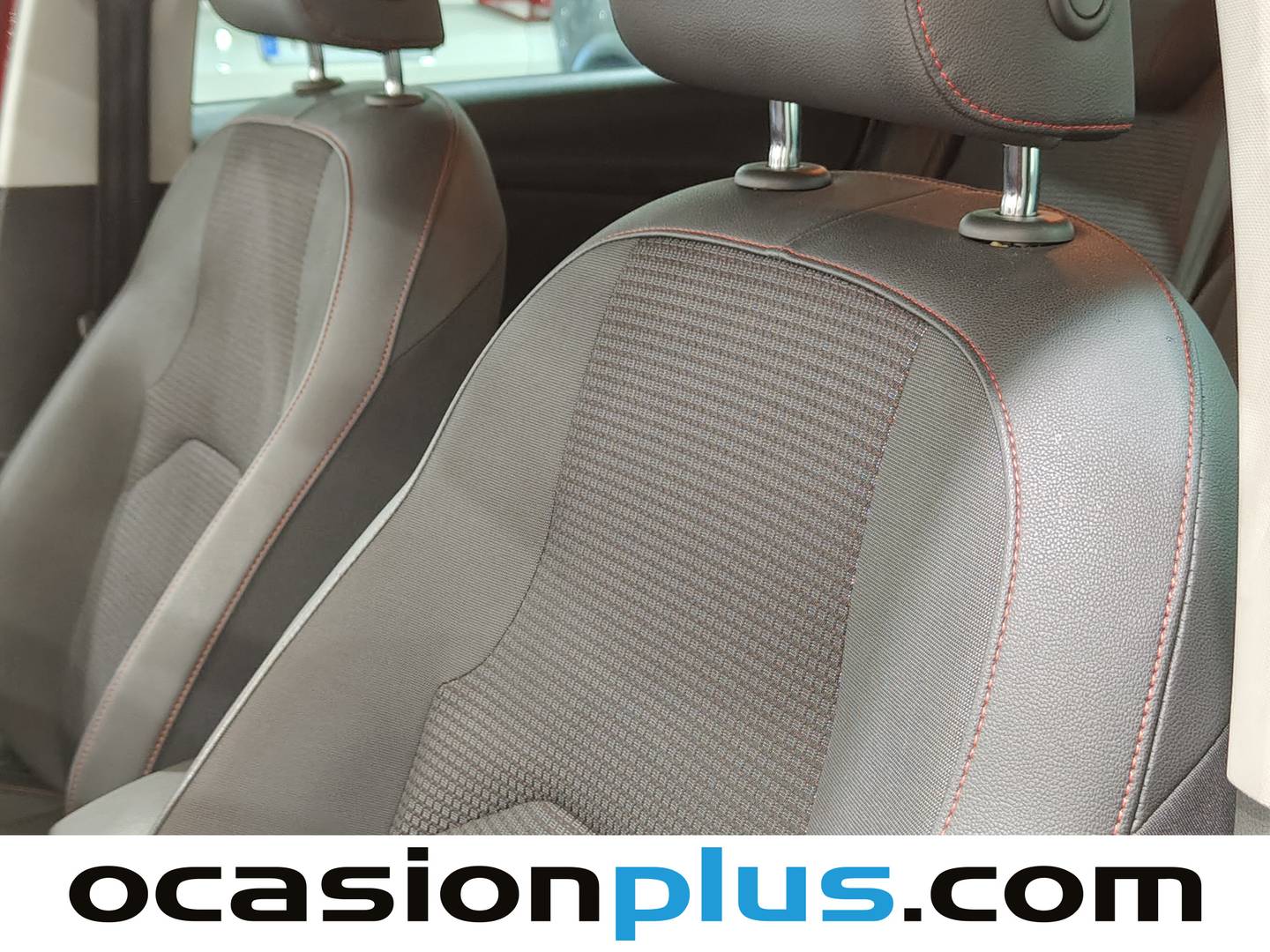 Foto Seat León SEAT León ST 1.5 TGI GNC S&S FR Edition  (130 CV)