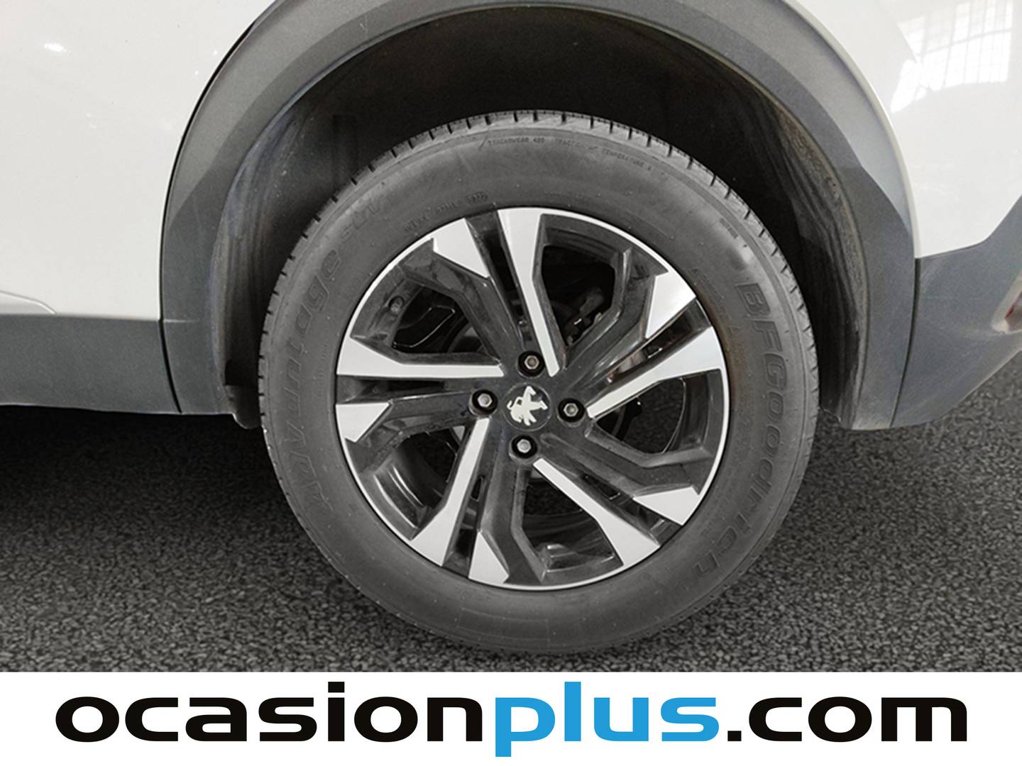 Foto Peugeot 2008 Peugeot 2008 PureTech 100 S&S Allure (100 CV)