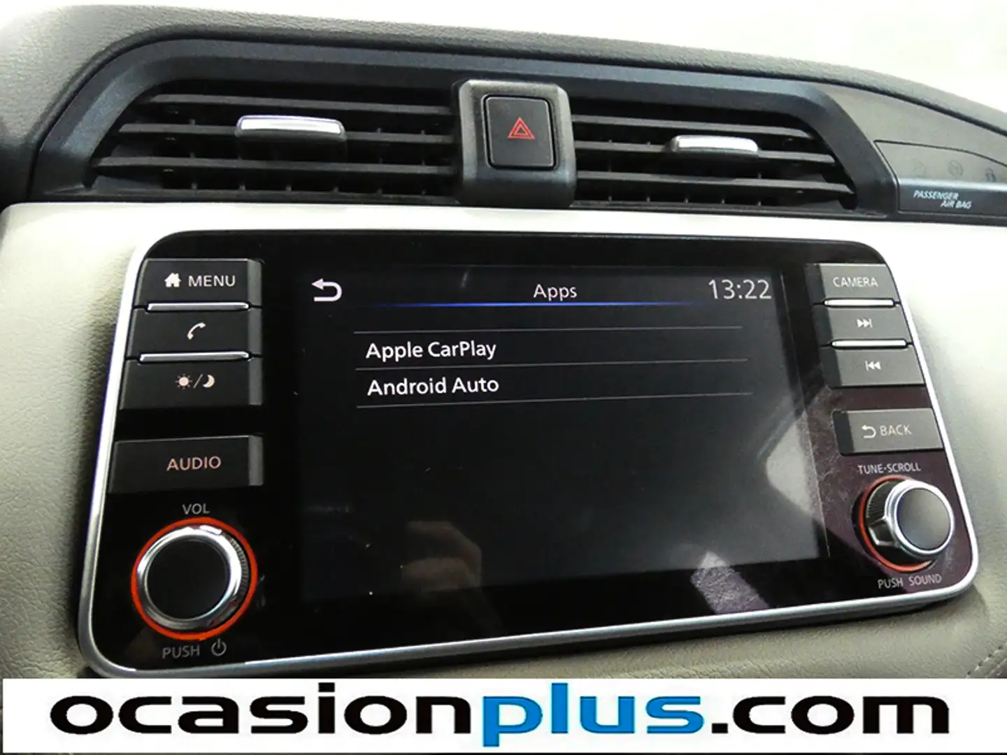 Foto Nissan Micra Nissan Micra IG-T N-Design Black (92CV)