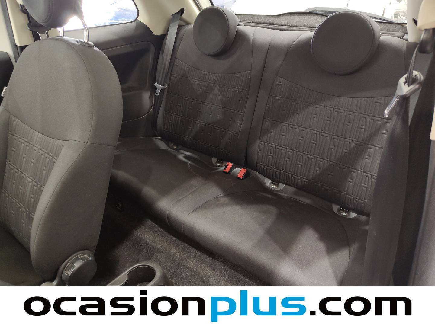 Foto asientos traseros Fiat 500 Fiat 500 1.0 Hybrid Dolcevita (70 CV)