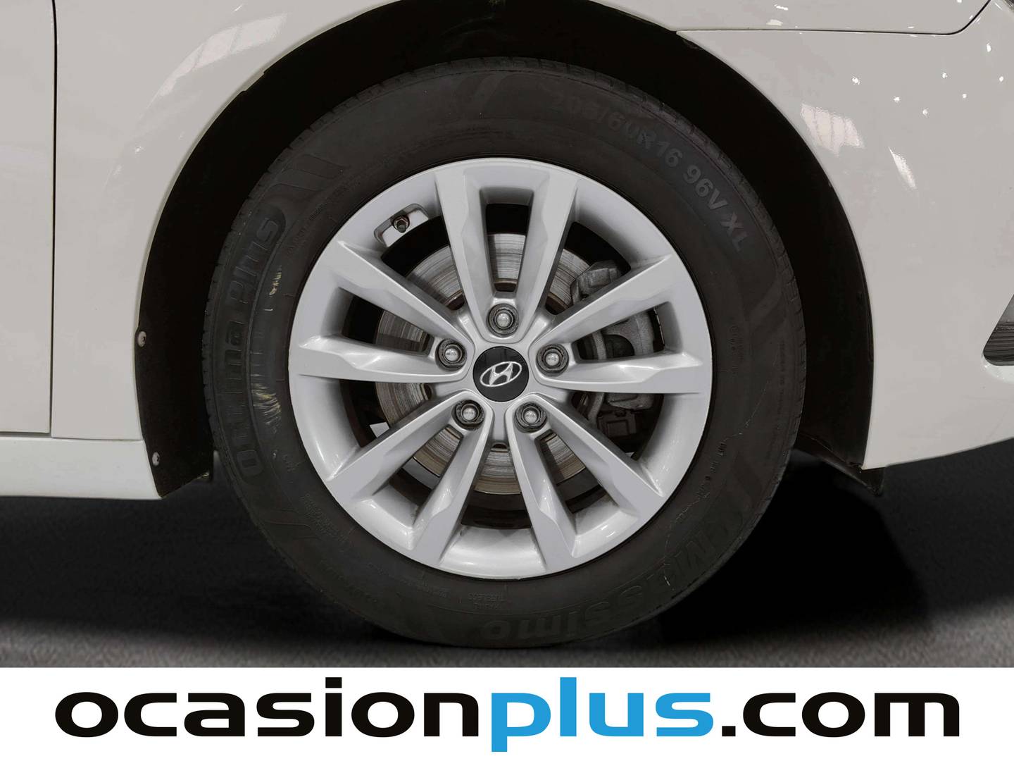 Hyundai i40 Hyundai i40 CW 1.7 CRDi BlueDrive Tecno (141 CV) de segunda mano