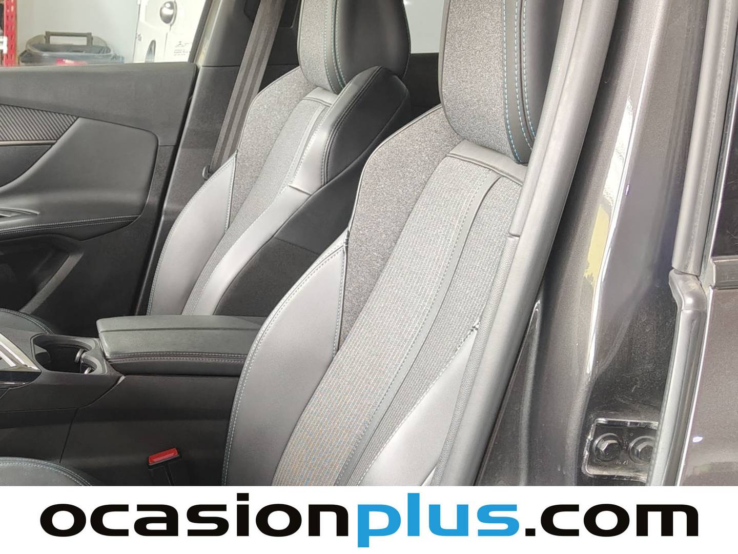Acabados Peugeot 3008 Peugeot 3008 PureTech 130 S&S Allure (130 CV)