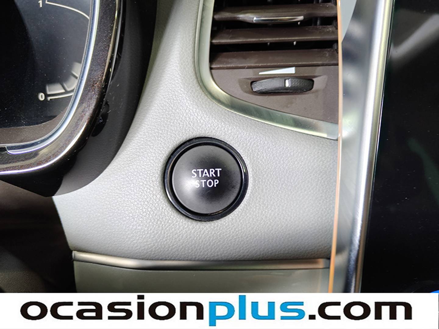 Foto Renault Espace Renault Espace Initiale Paris Blue dCi (200 CV) EDC 7 Plazas