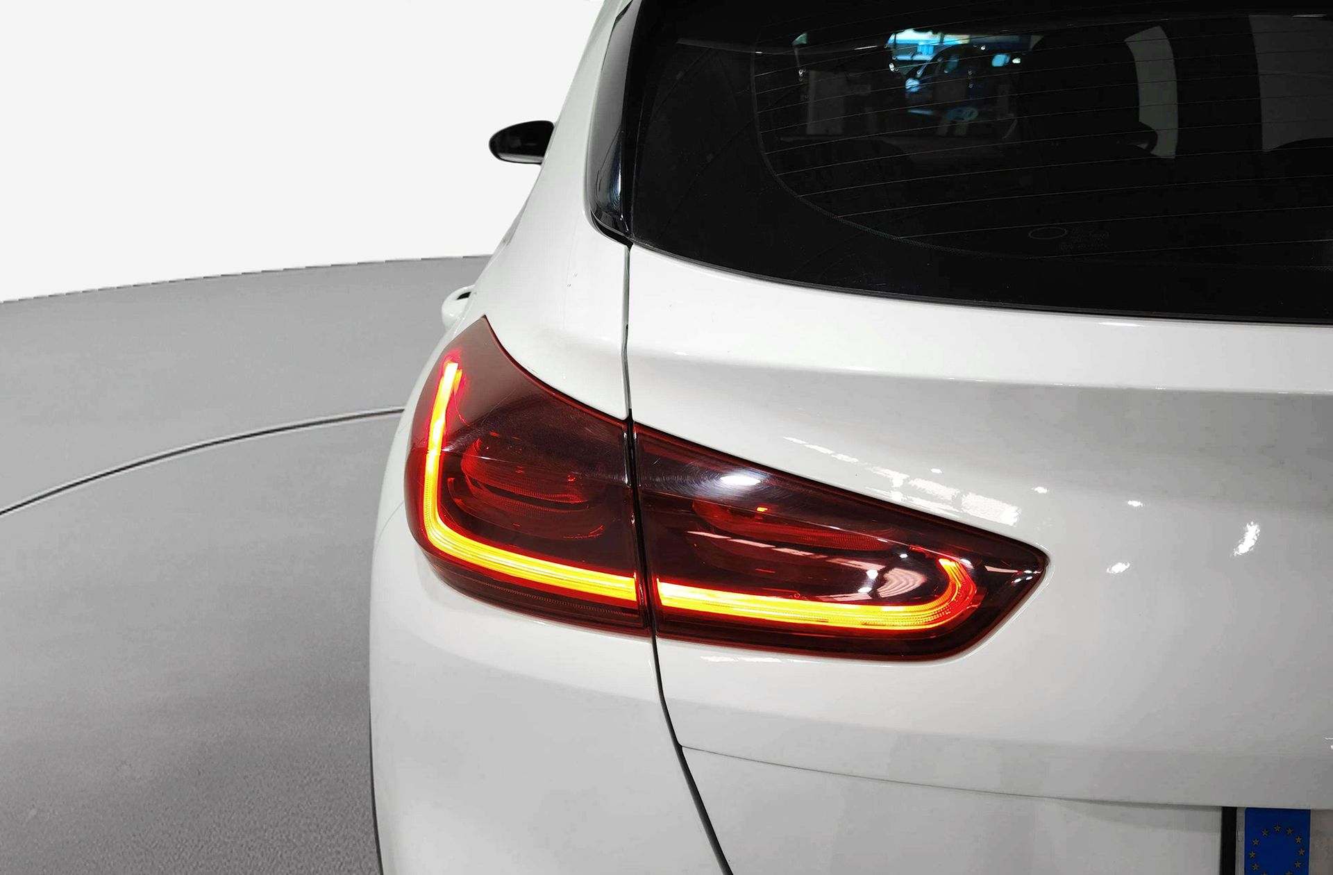 Kia XCeed 1.6 MHEV Drive iMT - foto 16