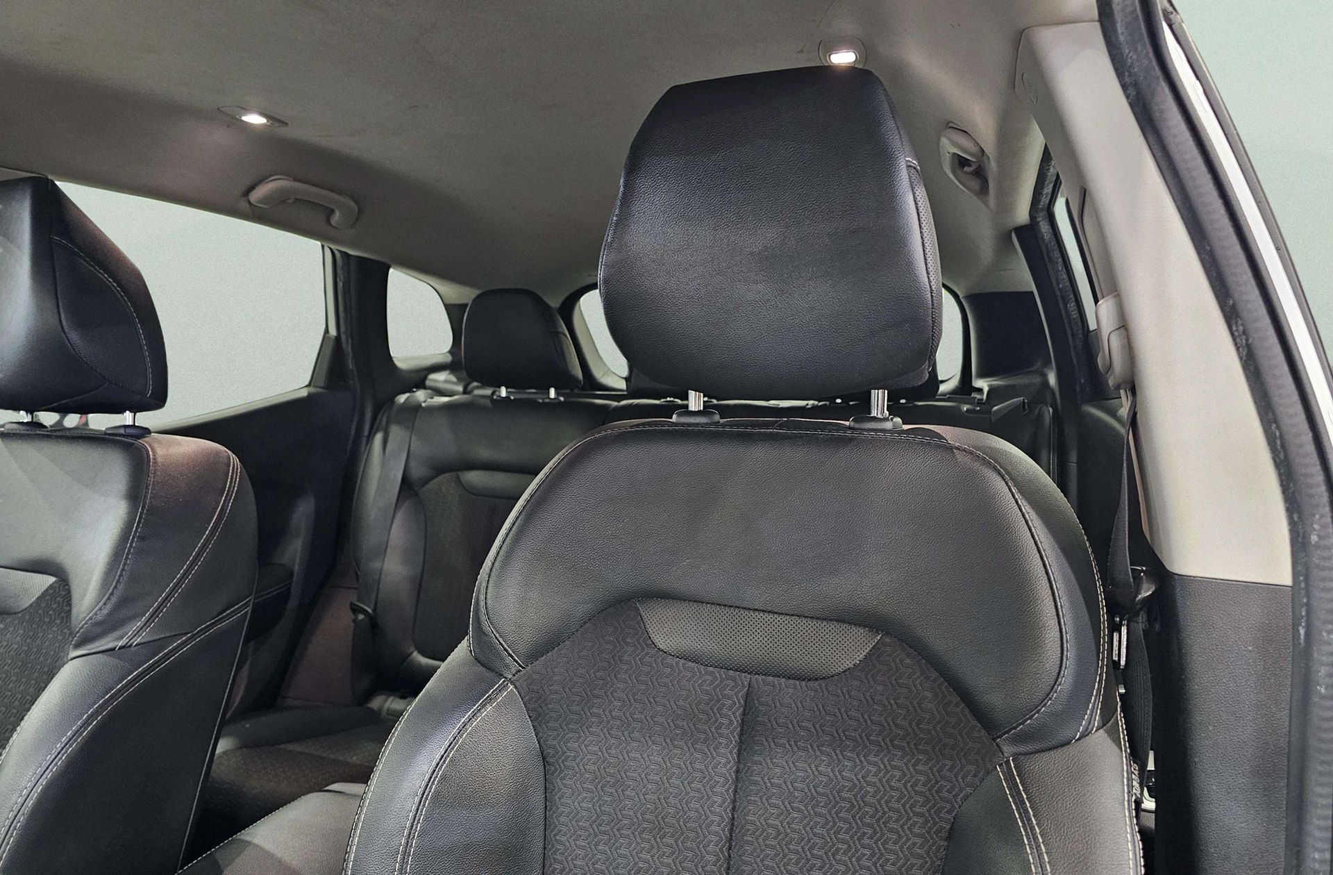 Renault Kadjar Zen TCe GPF - foto 7