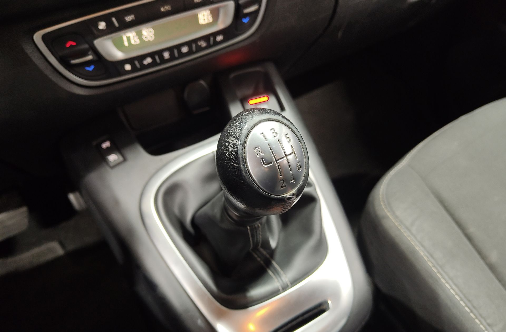 Renault Grand Scénic Limited Energy dCi - foto 5